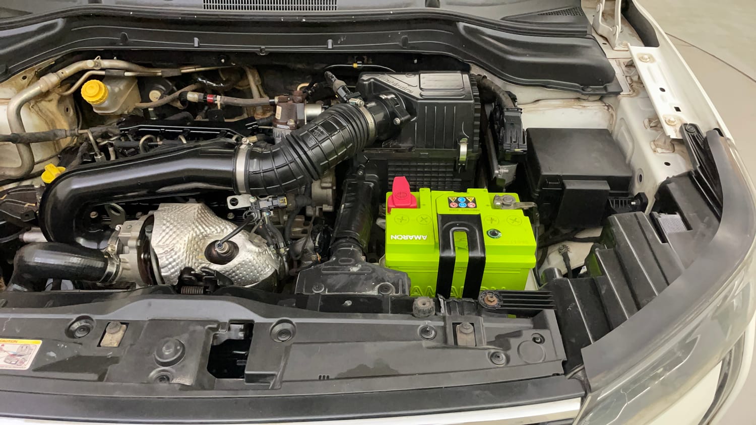 Used 2021 Mahindra XUV 300 W8 (O) 1.5 Diesel Diesel Manual engine ENGINE LEFT SIDE VIEW