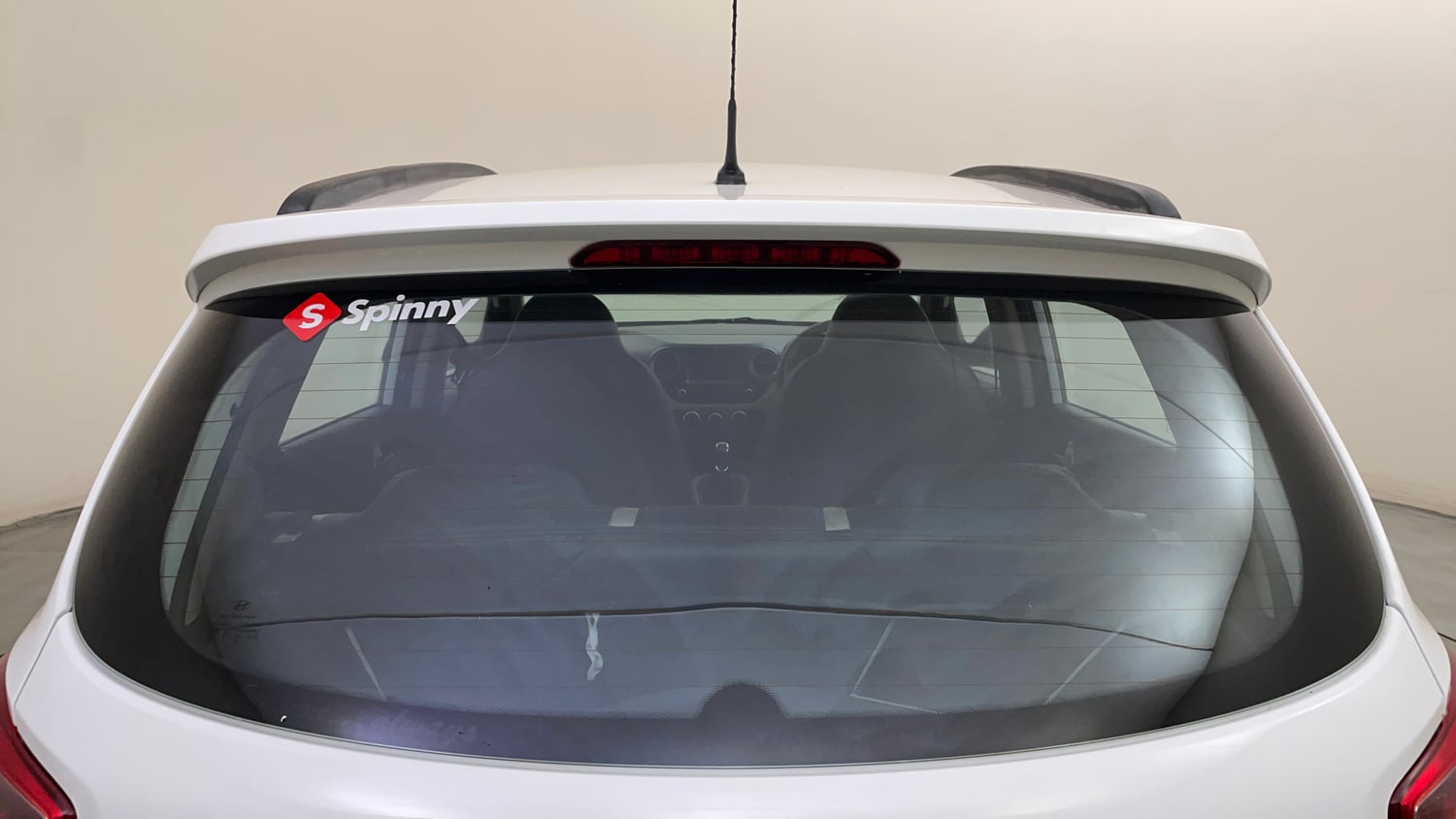 Used 2020 Hyundai Grand i10 Sportz 1.2 Kappa VTVT Petrol Manual top_features Rear defogger