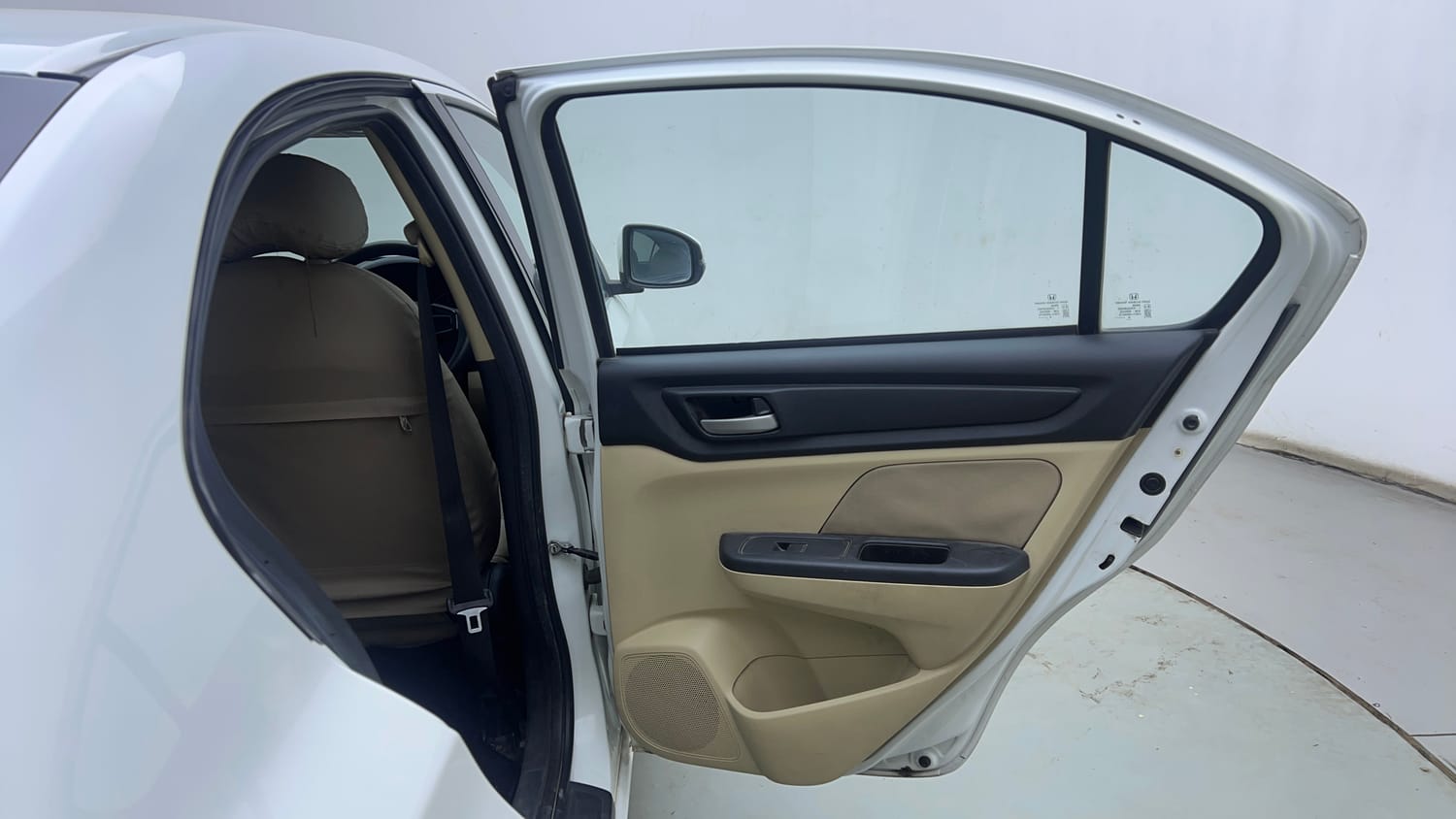 Used 2018 Honda Amaze 1.5 V CVT Diesel Diesel Automatic interior RIGHT REAR DOOR OPEN VIEW