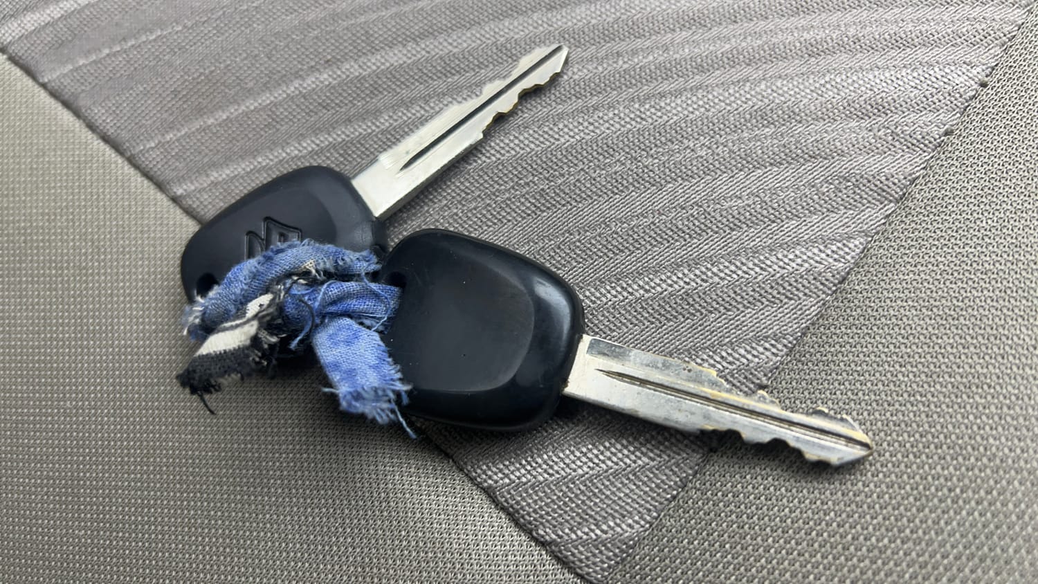Used 2017 maruti-suzuki Alto K10 VXi (O) AMT Petrol Automatic extra CAR KEY VIEW