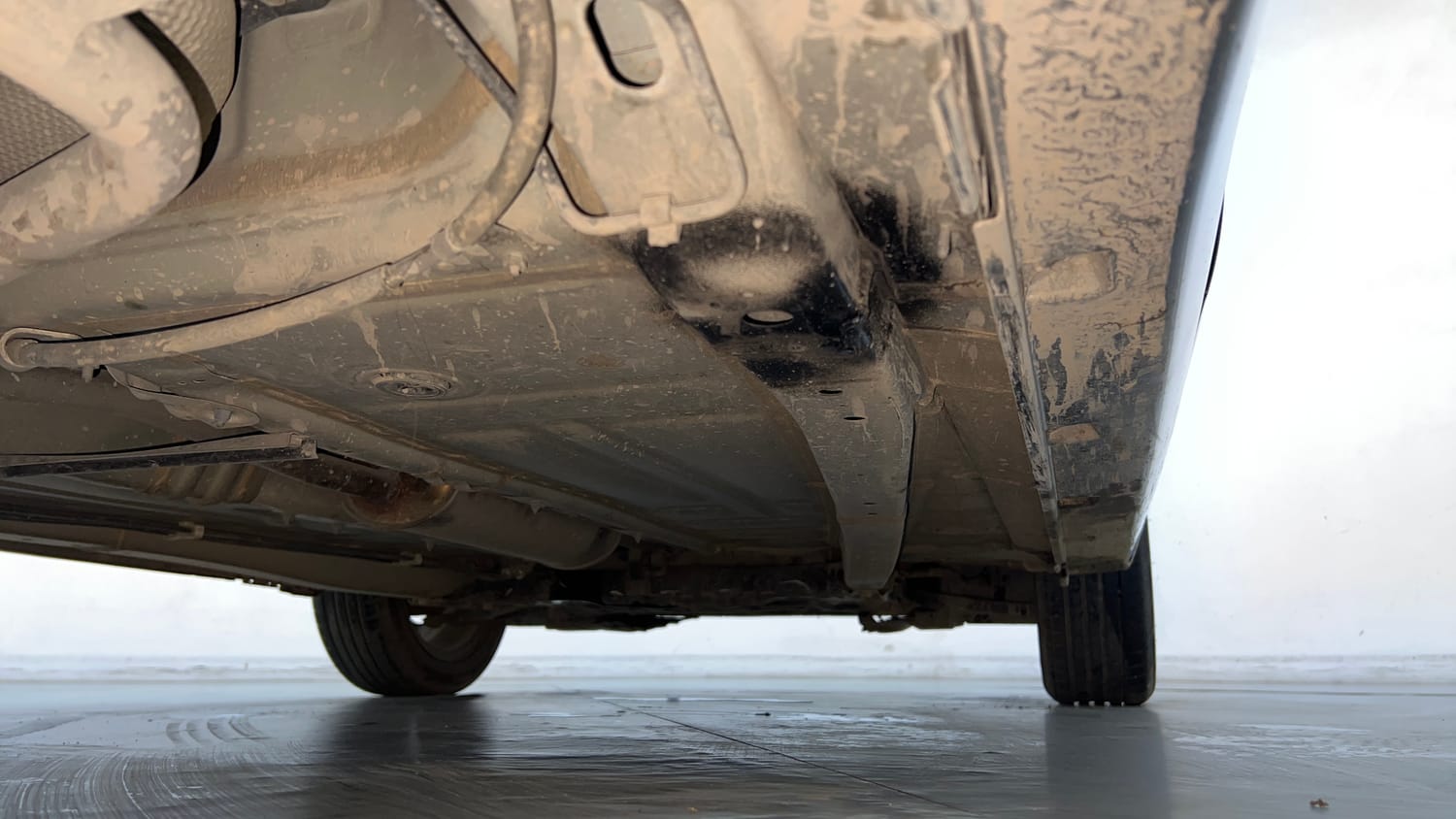 Used 2021 Maruti Suzuki Baleno Zeta Petrol Manual extra REAR RIGHT UNDERBODY VIEW