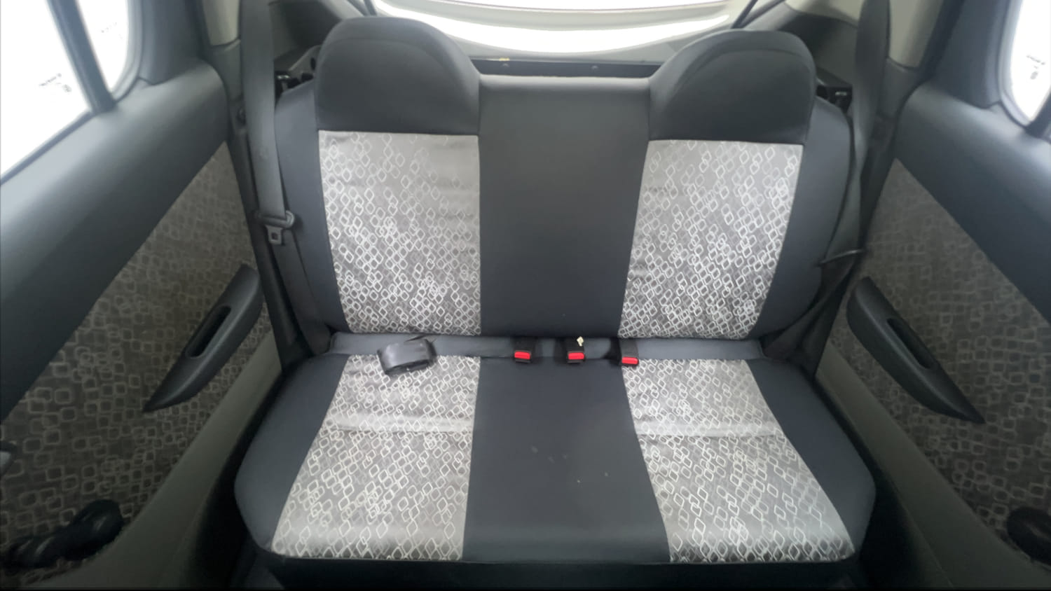 Used 2017 Maruti Suzuki Alto 800 VXi Petrol Manual interior REAR SEAT CONDITION VIEW