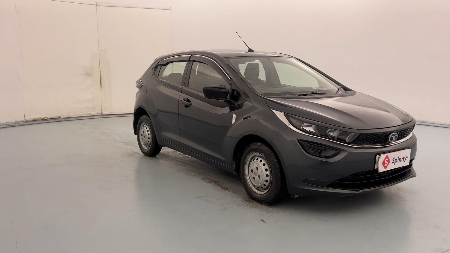 Used 2021 Tata Altroz XM Petrol Petrol Manual exterior RIGHT FRONT CORNER VIEW