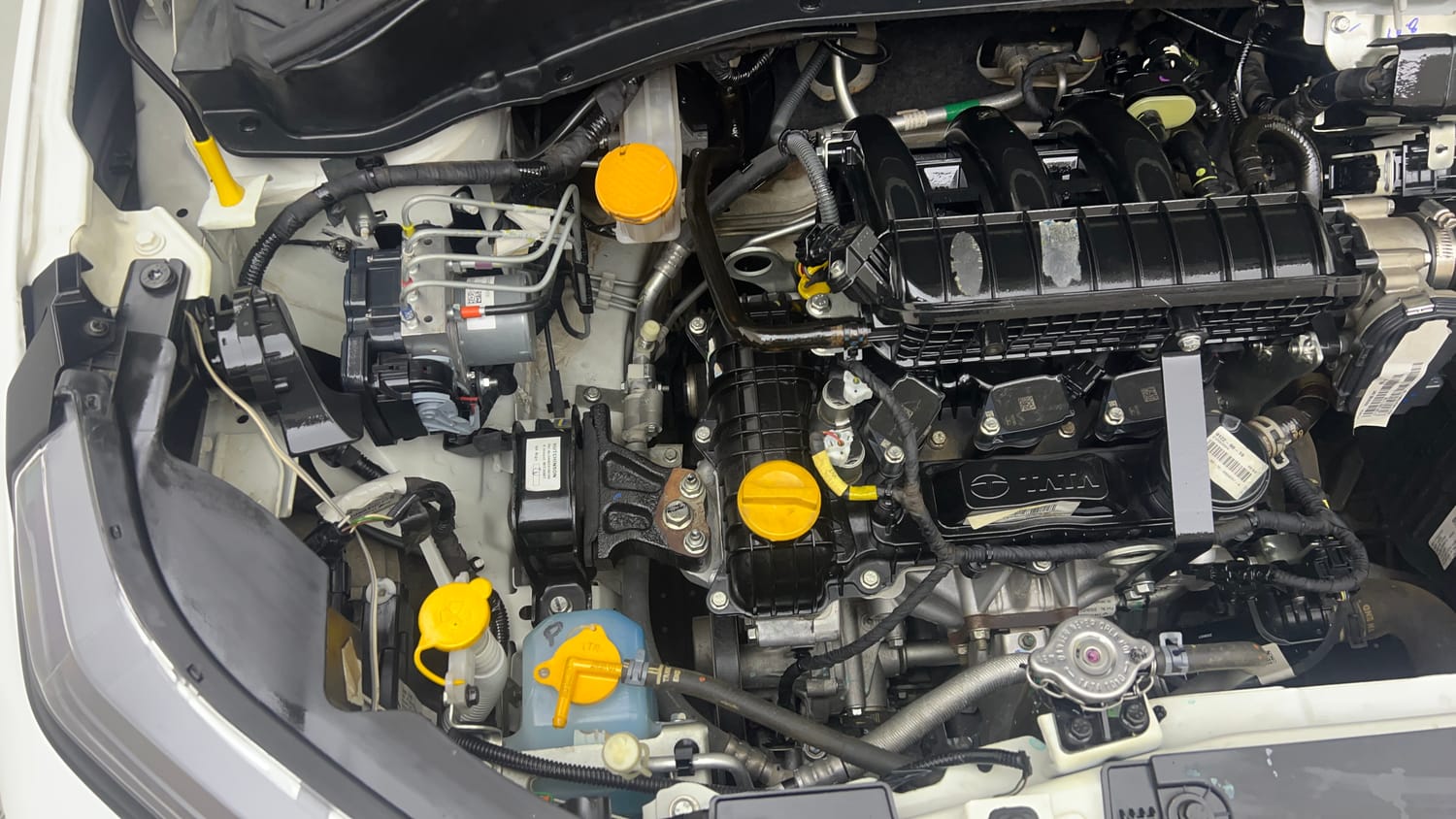 Used 2024 Tata Punch Pure MT Petrol Manual engine ENGINE RIGHT SIDE VIEW