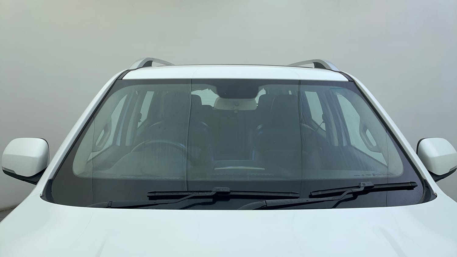 Used 2023 Mahindra Scorpio N Z8 L Petrol AT 7 STR Petrol Automatic exterior FRONT WINDSHIELD VIEW