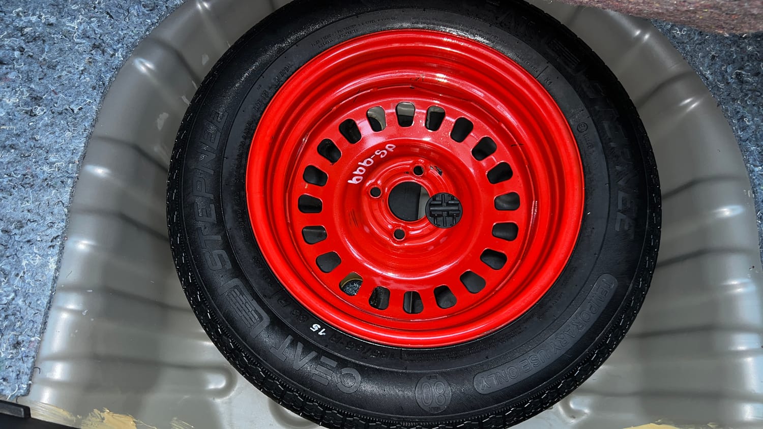 Used 2023 Nissan Magnite Geza Edition Petrol Manual tyres SPARE TYRE VIEW