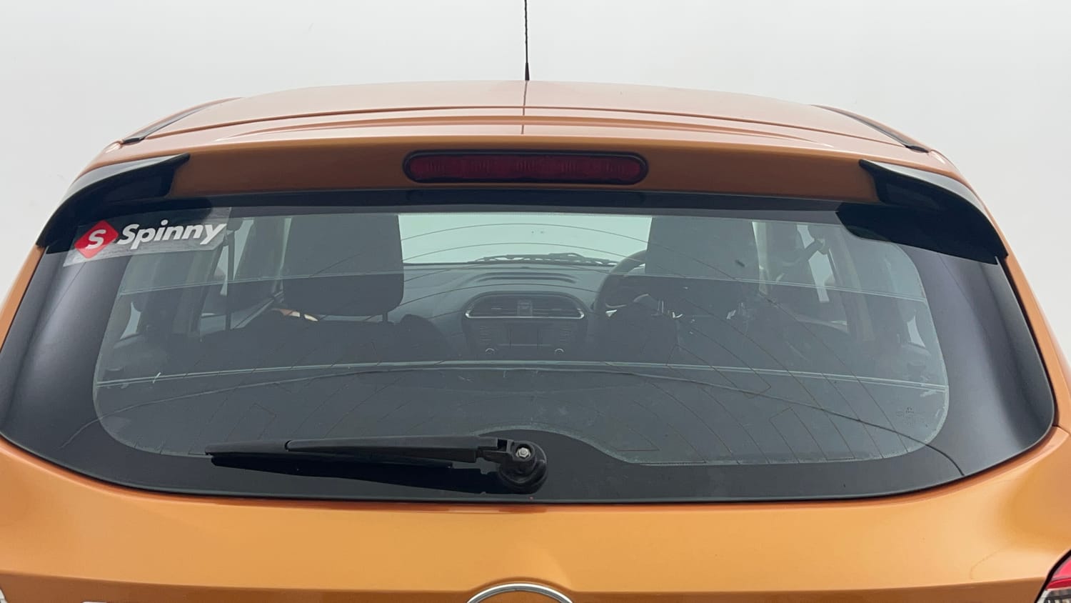 Used 2017 Tata Tiago Revotron XZA Petrol Automatic top_features Rear defogger