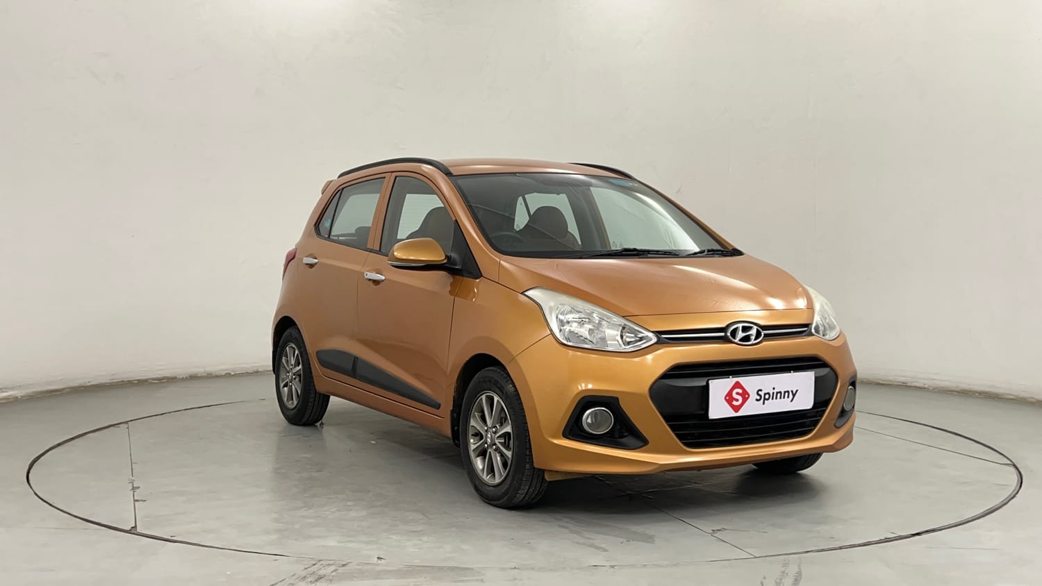 Used 2014 Hyundai Grand i10 Asta 1.2 Kappa VTVT (O) Petrol Manual exterior RIGHT FRONT CORNER VIEW