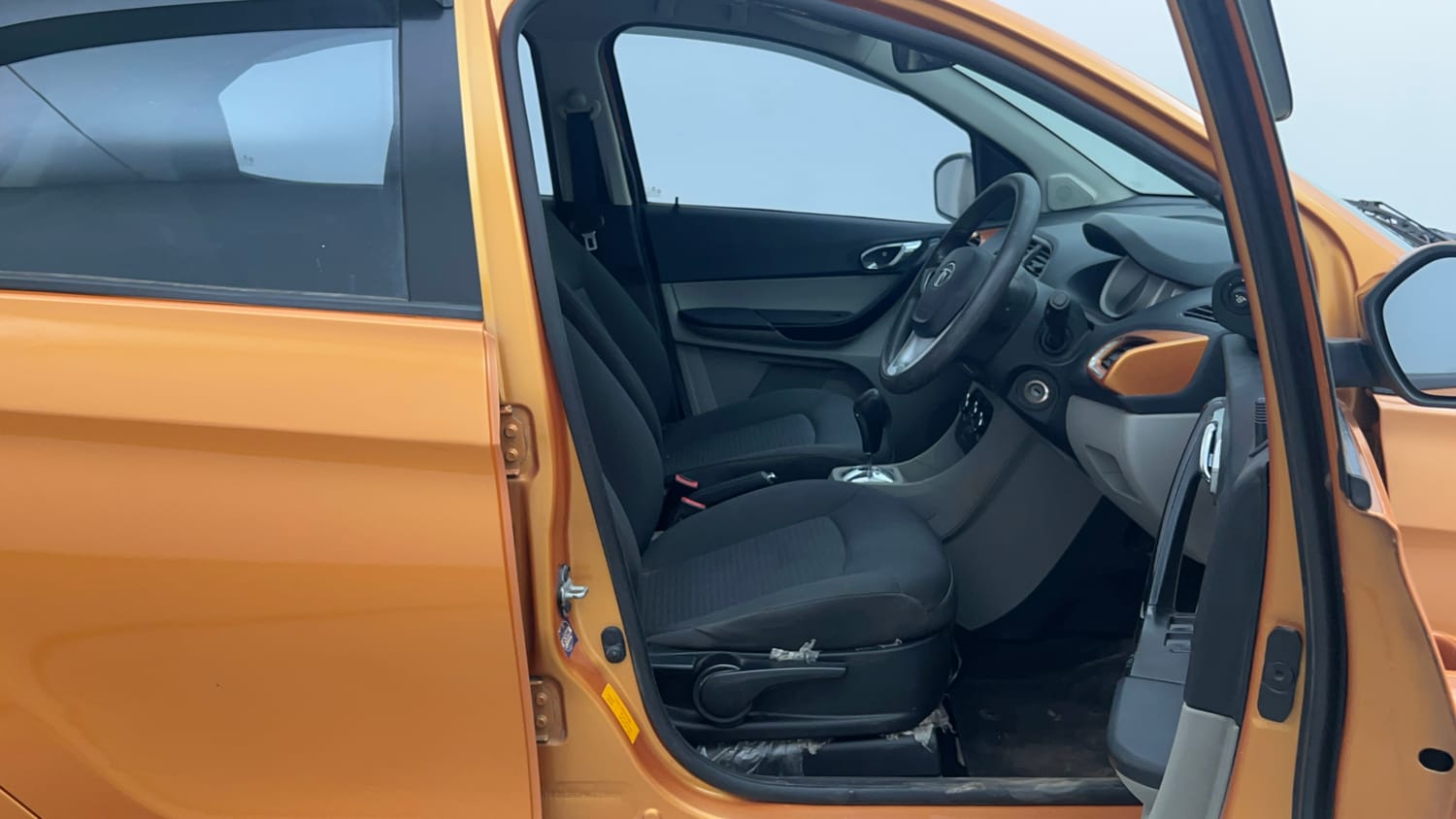 Used 2017 Tata Tiago Revotron XZA Petrol Automatic interior RIGHT SIDE FRONT DOOR CABIN VIEW