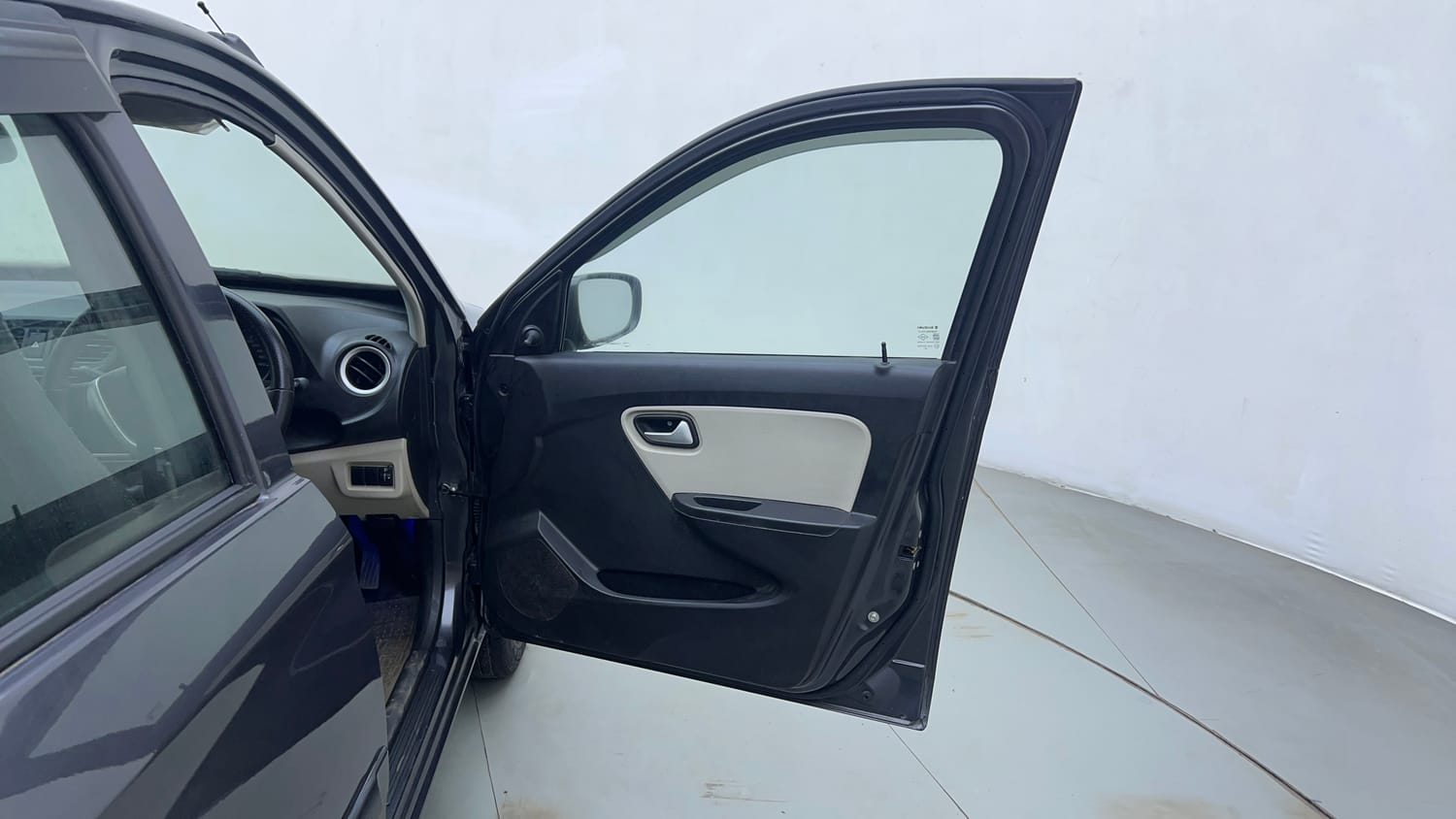 Used 2019 Maruti Suzuki Alto 800 VXi Petrol Manual interior RIGHT FRONT DOOR OPEN VIEW