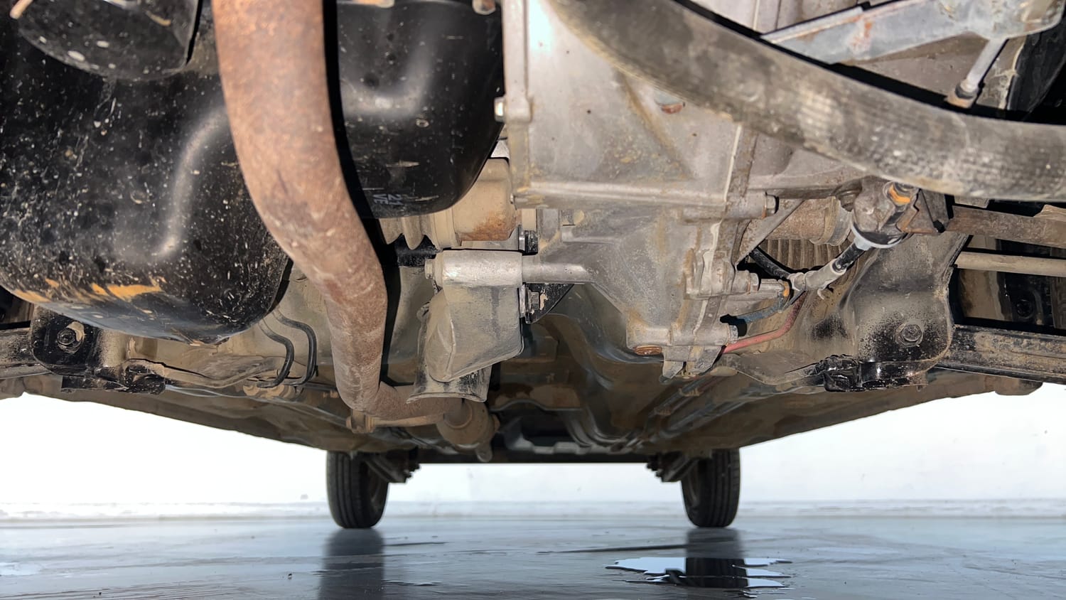 Used 2019 Maruti Suzuki Alto 800 LXi Petrol Manual extra FRONT LEFT UNDERBODY VIEW
