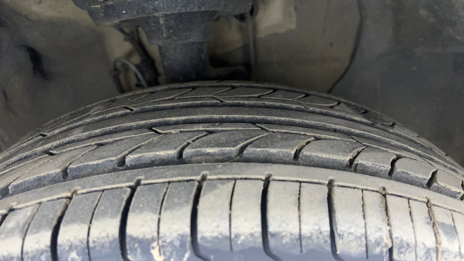 Used 2015 Hyundai i20 Active 1.2 S Petrol Manual tyres RIGHT FRONT TYRE TREAD VIEW