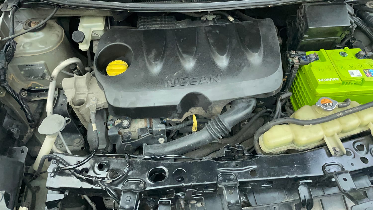 Used 2013 Nissan Sunny XV Diesel Diesel Manual engine ENGINE RIGHT SIDE VIEW