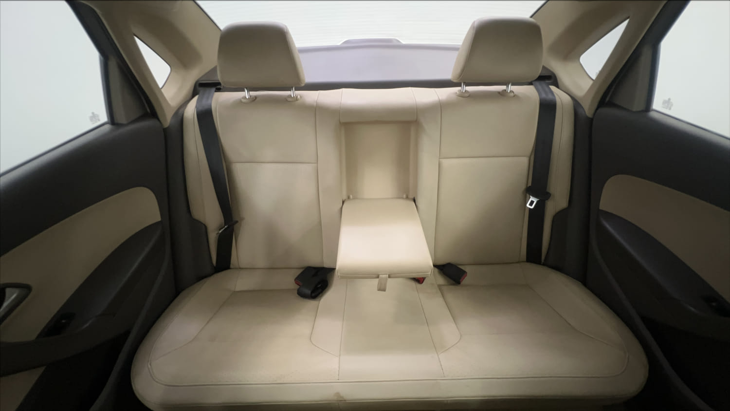 Used 2014 Volkswagen Vento Highline Petrol Petrol Manual interior REAR SEAT CONDITION VIEW