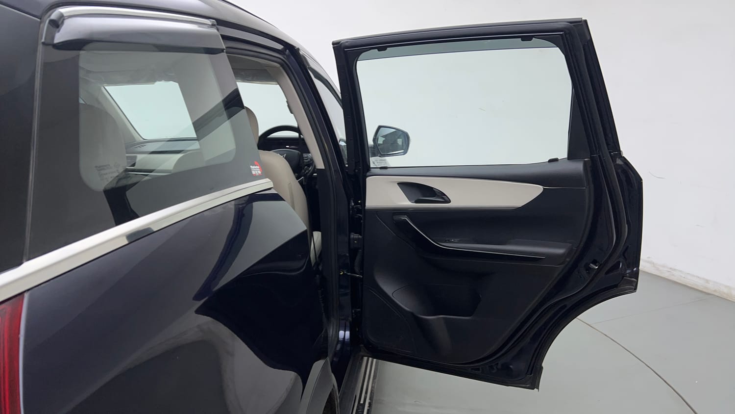 Used 2024 Mahindra XUV700 AX 5 Petrol AT 5 STR Petrol Automatic interior RIGHT REAR DOOR OPEN VIEW