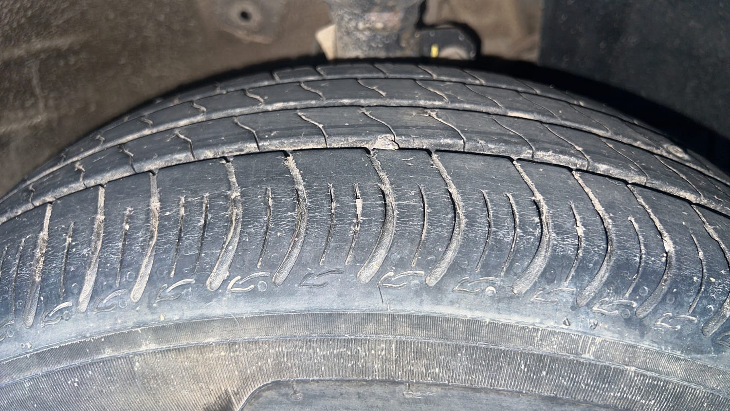 Used 2024 Maruti Suzuki Wagon R VXI 1.0 CNG Cng Manual tyres RIGHT FRONT TYRE TREAD VIEW
