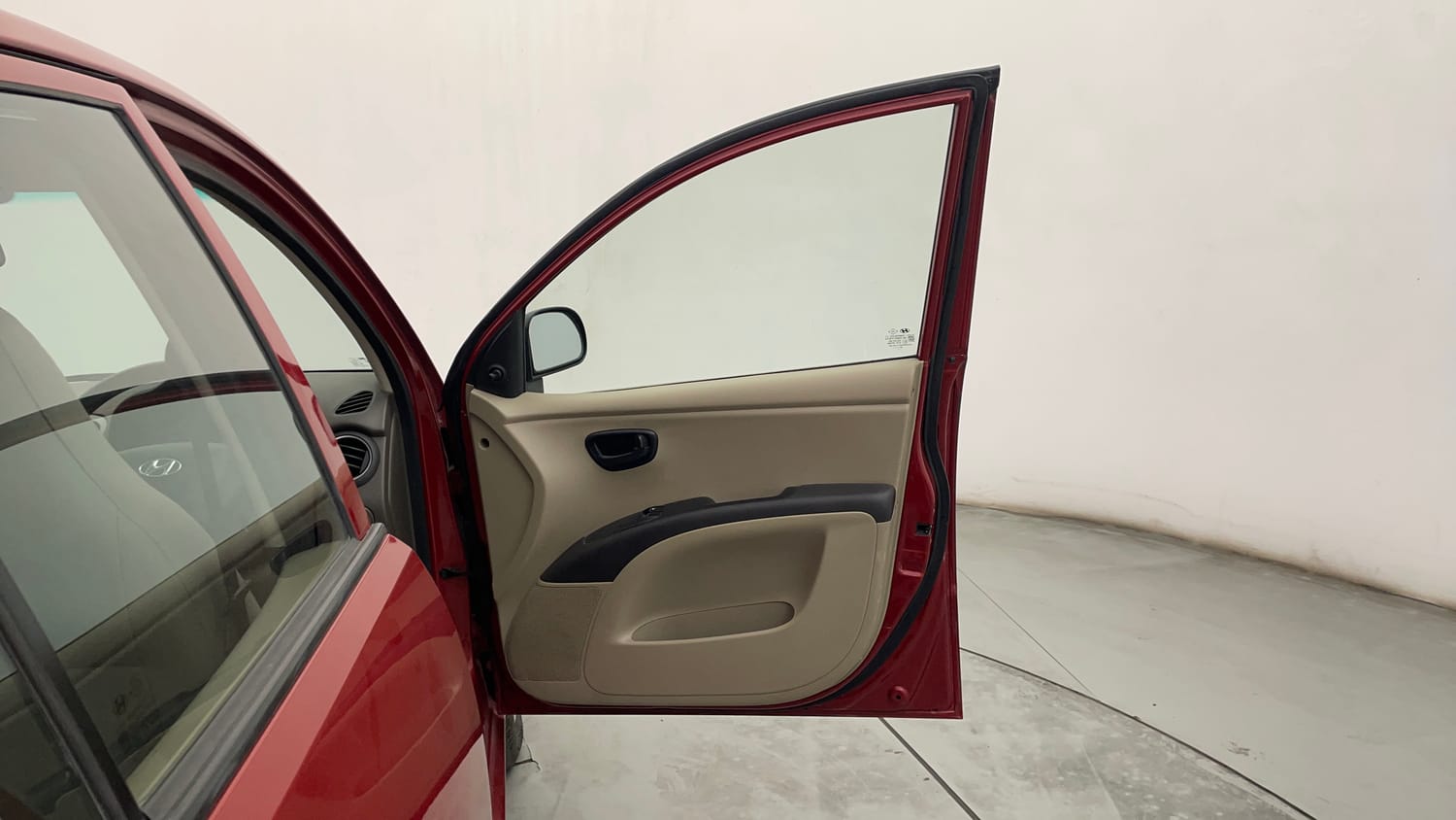 Used 2012 Hyundai i10 Era 1.1 iRDE2 Petrol Manual interior RIGHT FRONT DOOR OPEN VIEW