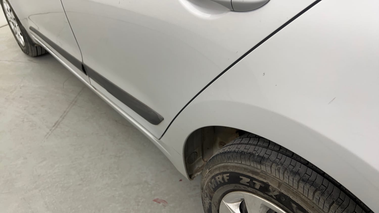 Used 2017 Hyundai Elite i20 Sportz 1.2 Petrol Manual dents MINOR SCRATCH