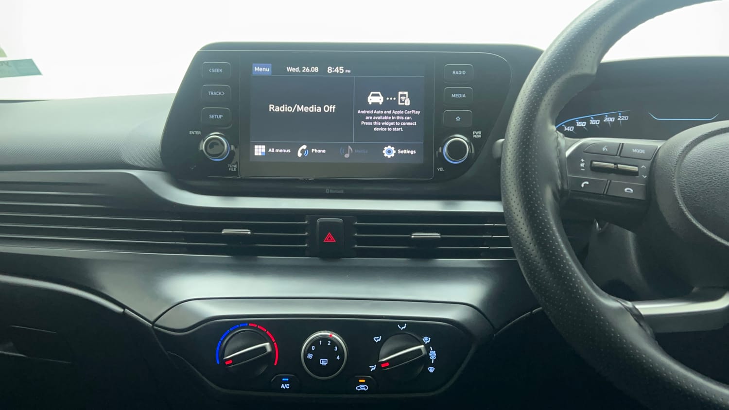 Used 2021 Hyundai i20 Sportz 1.2 MT Petrol Manual top_features Integrated (in-dash) music system