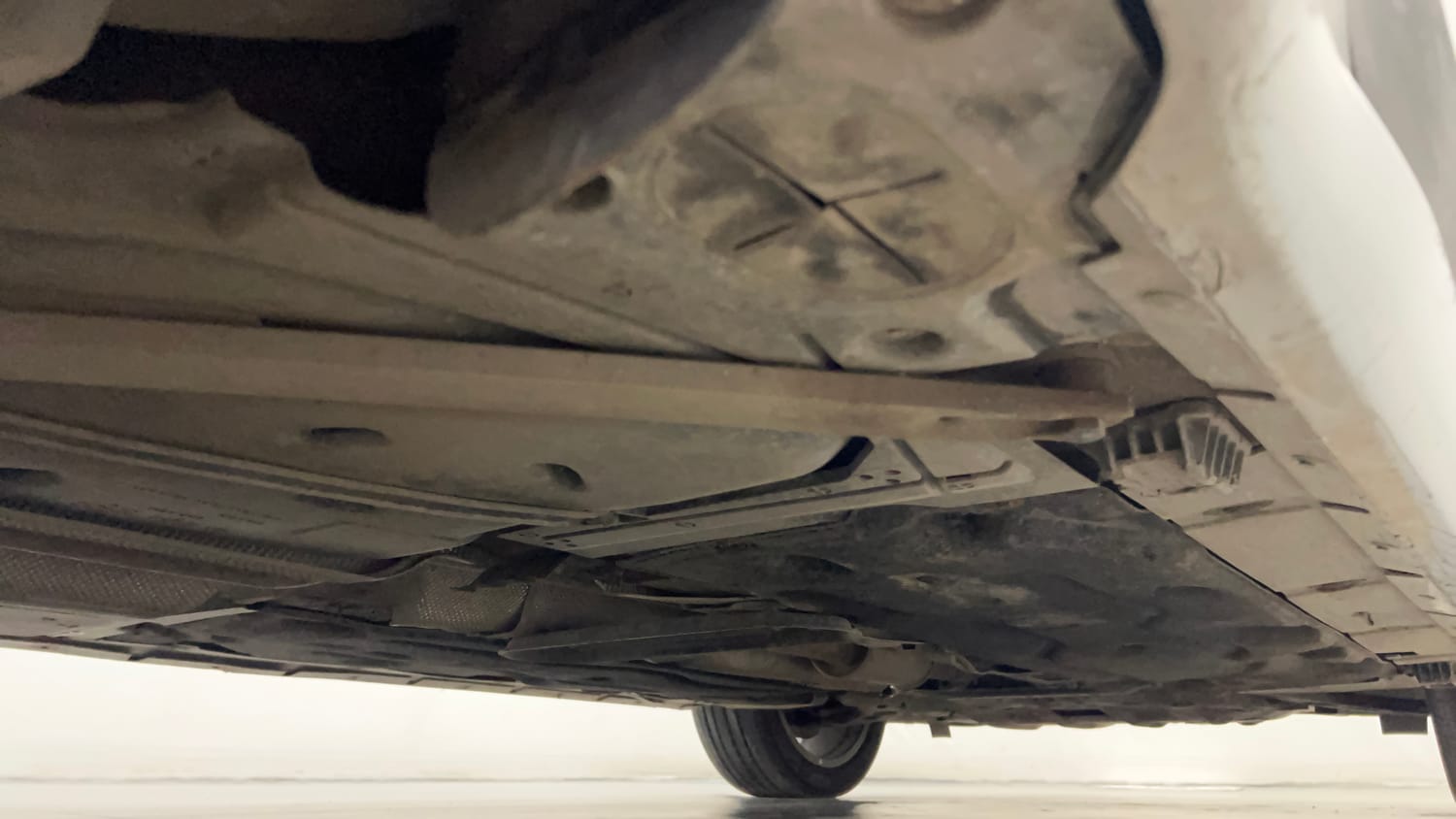 Used 2018 BMW X1 sDrive20d xLine Diesel Automatic extra REAR RIGHT UNDERBODY VIEW