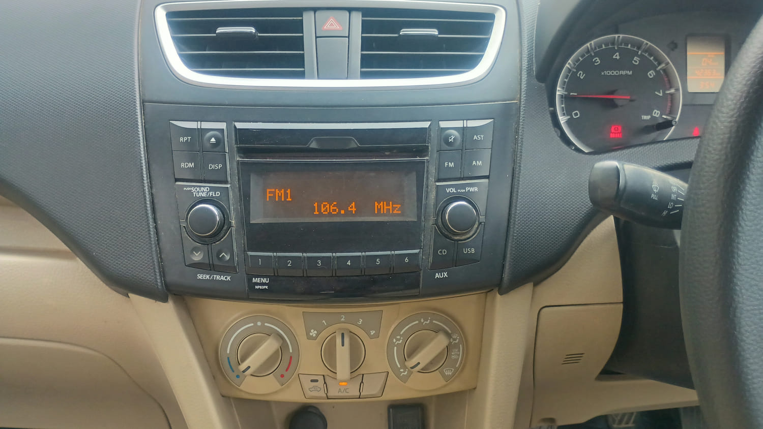 Used 2015 Maruti Suzuki Swift Dzire VXI Petrol Manual interior MUSIC SYSTEM & AC CONTROL VIEW