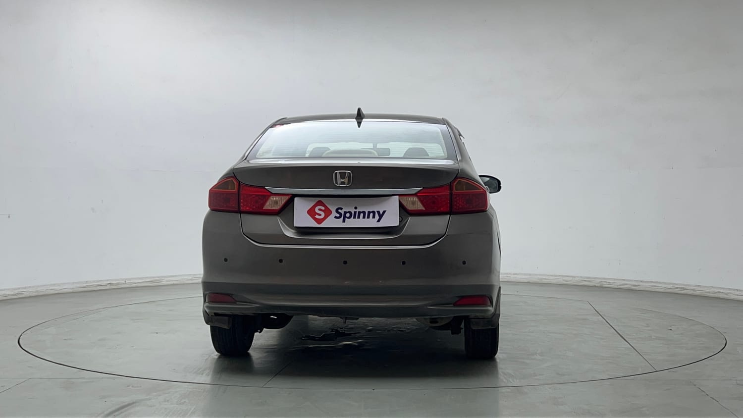 Used 2015 Honda City SV Petrol Manual exterior BACK VIEW