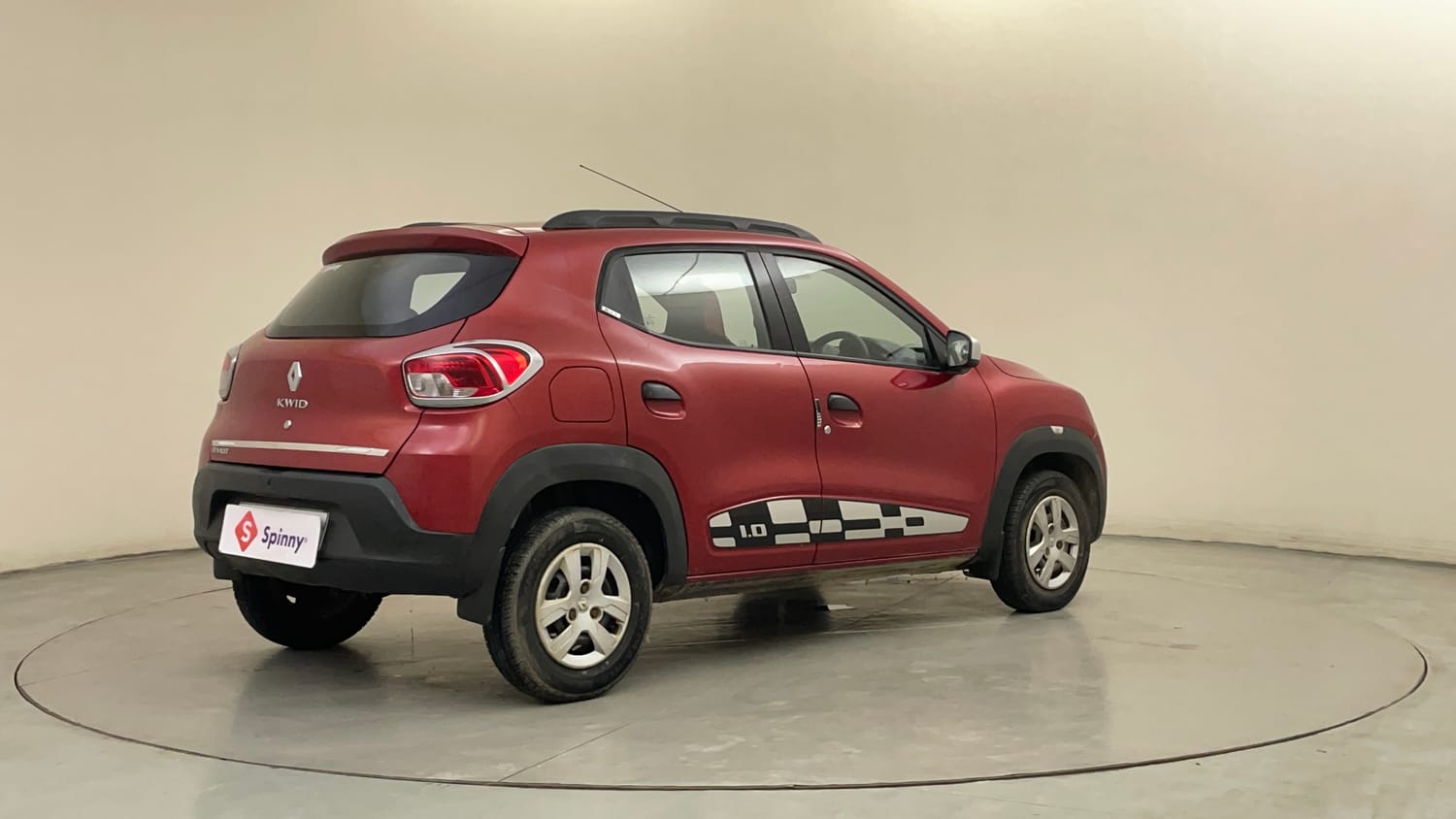 Used 2016 Renault Kwid 1.0 RXT Petrol Manual exterior RIGHT REAR CORNER VIEW