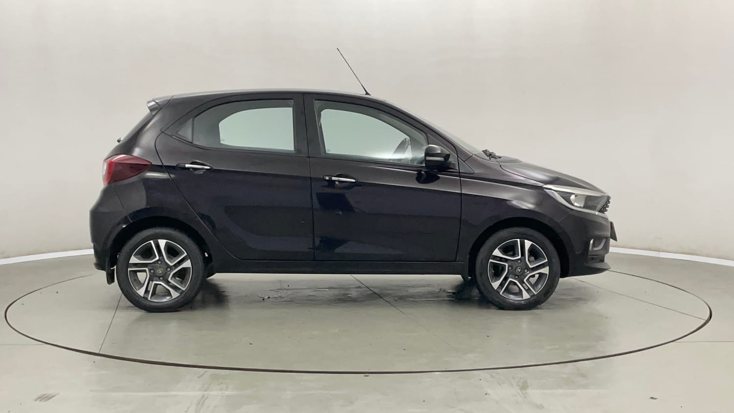 Used 2022 null Petrol Automatic exterior RIGHT SIDE VIEW