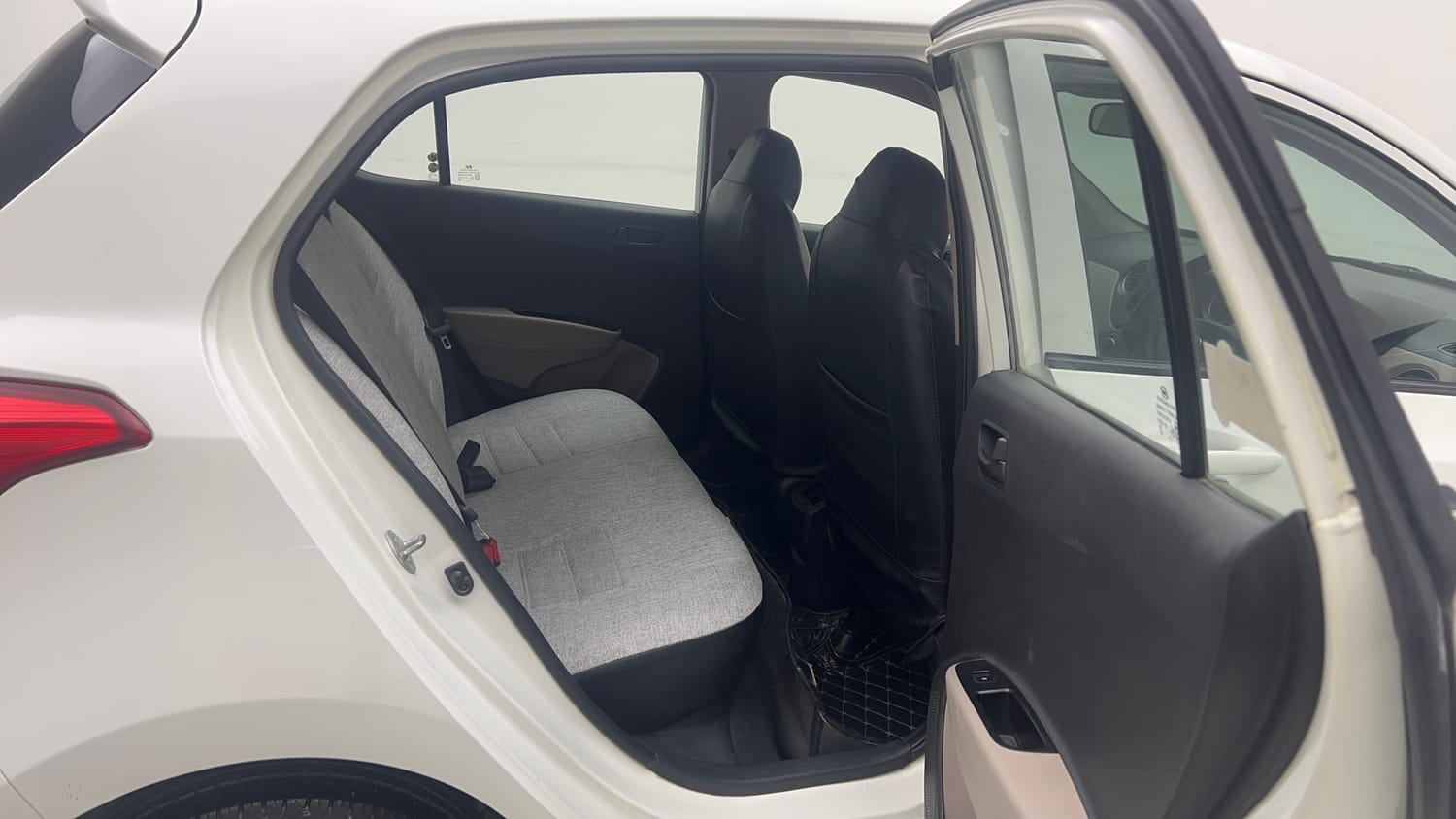 Used 2015 Hyundai Grand i10 Magna 1.2 Kappa VTVT Petrol Manual interior RIGHT SIDE REAR DOOR CABIN VIEW