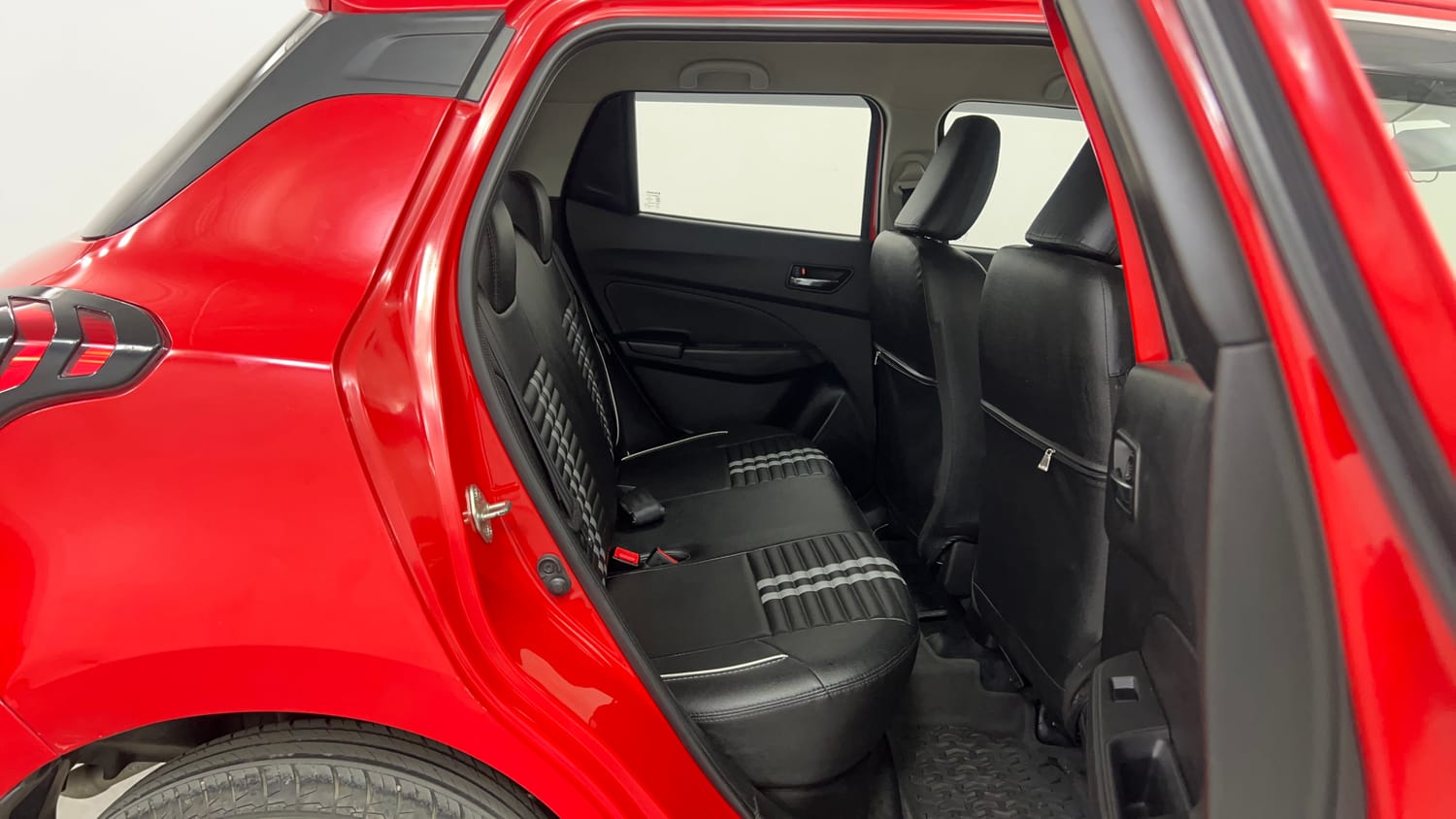 Used 2021 Maruti Suzuki Swift VXi AMT Petrol Automatic interior RIGHT SIDE REAR DOOR CABIN VIEW