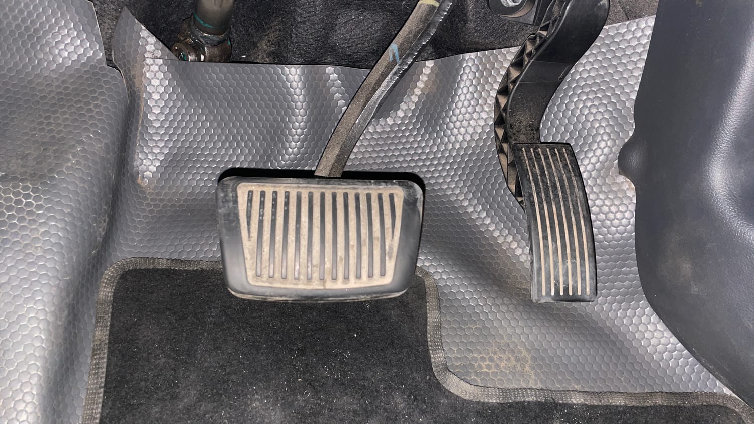 Used 2020 Hyundai Aura SX Plus 1.2 AMT Petrol Petrol Automatic interior PEDALS VIEW