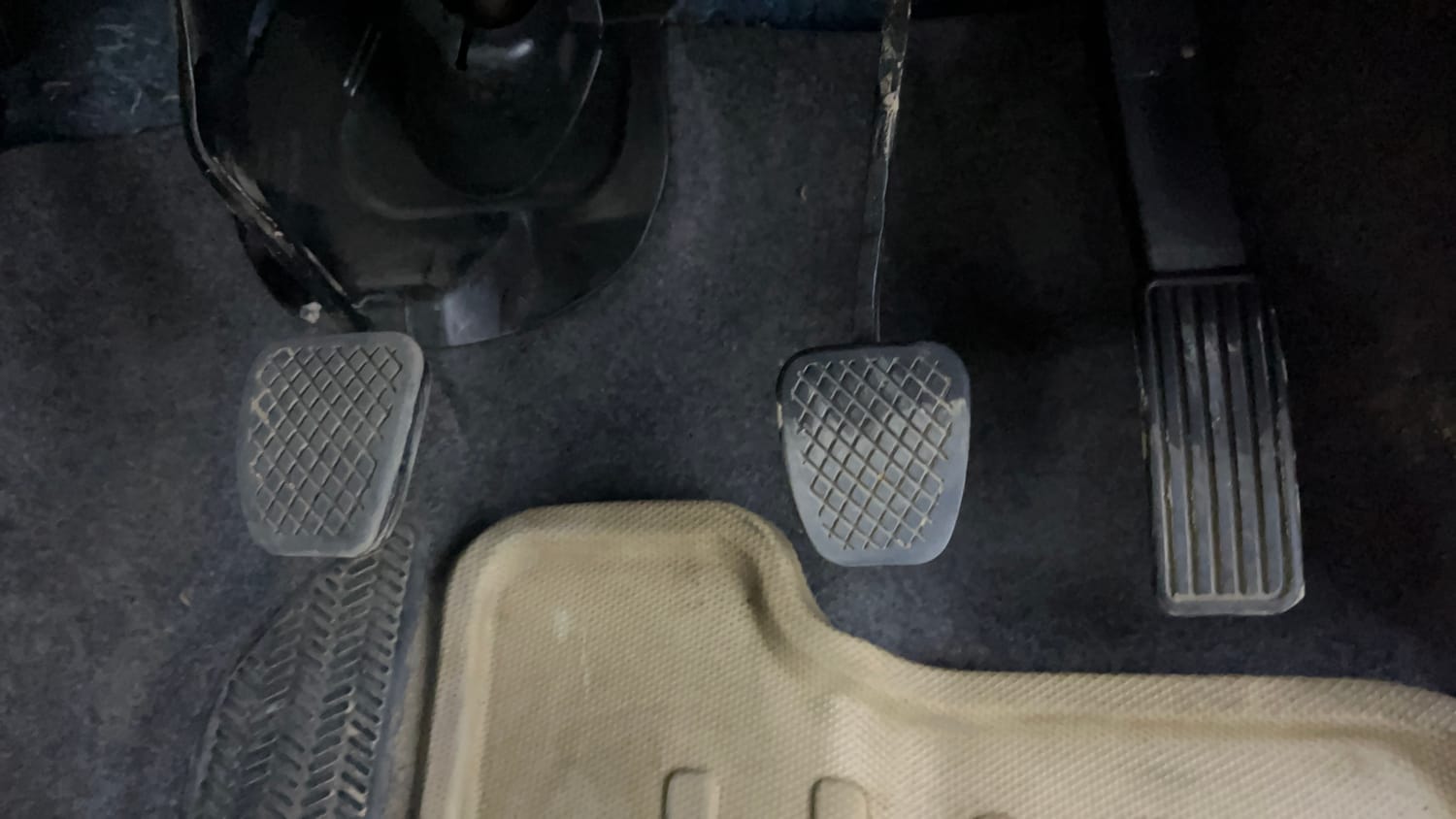 Used 2023 Honda Amaze VX 1.2 Petrol MT Petrol Manual interior PEDALS VIEW