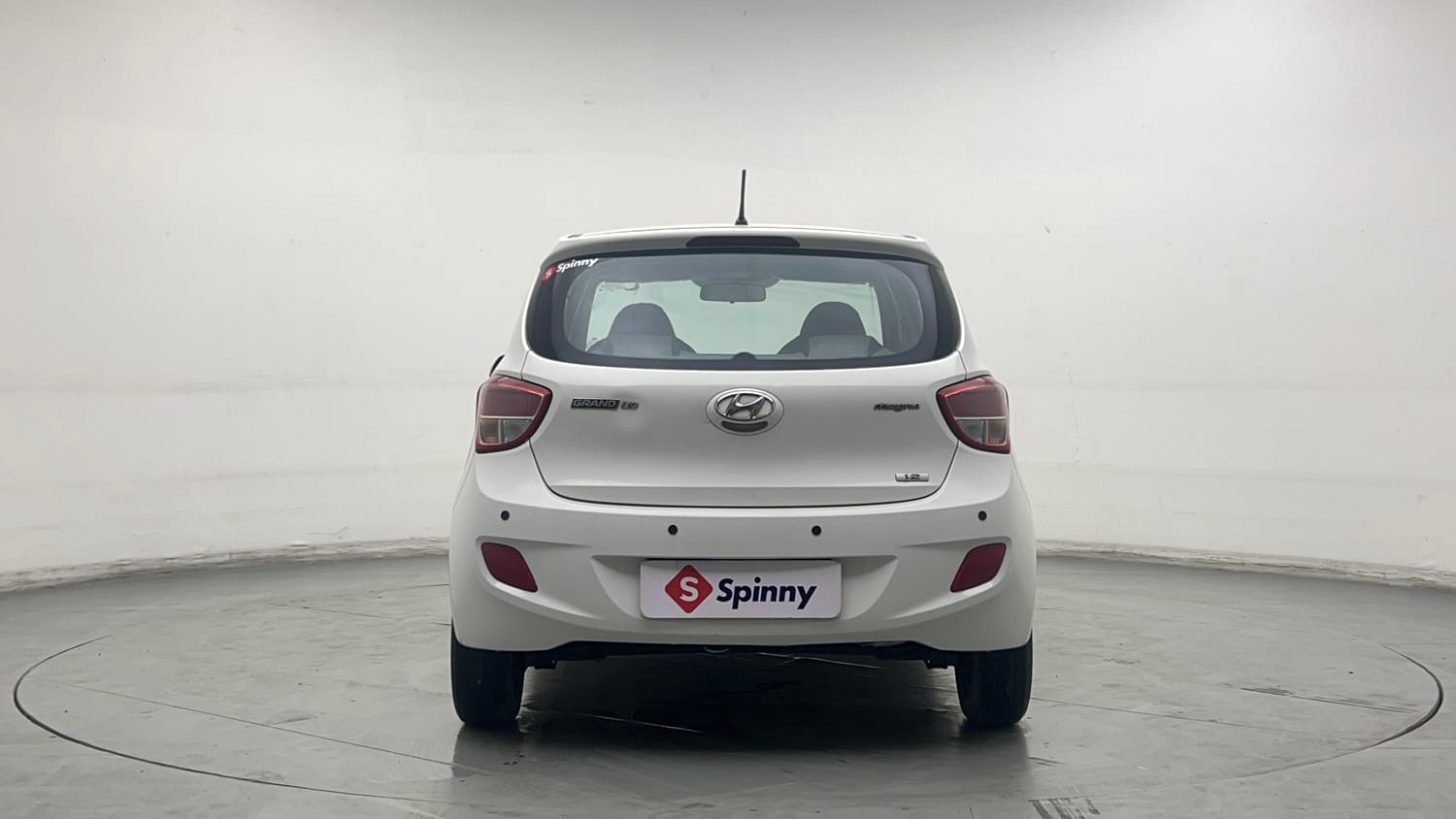 Used 2015 Hyundai Grand i10 Magna 1.2 Kappa VTVT Petrol Manual exterior BACK VIEW