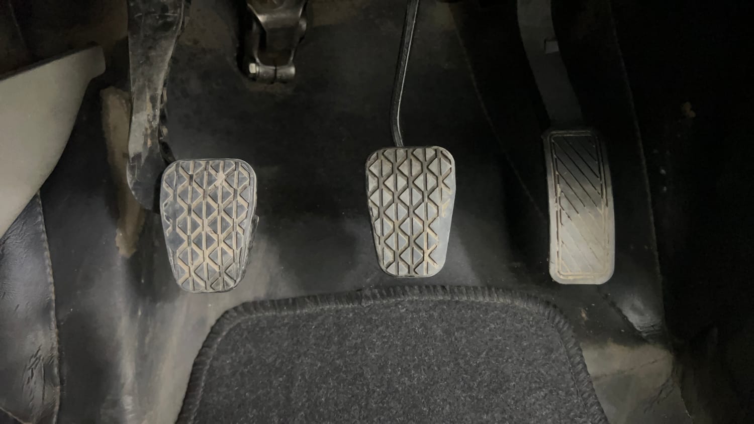 Used 2013 Ford EcoSport Titanium 1.5 TDCi Diesel Manual interior PEDALS VIEW
