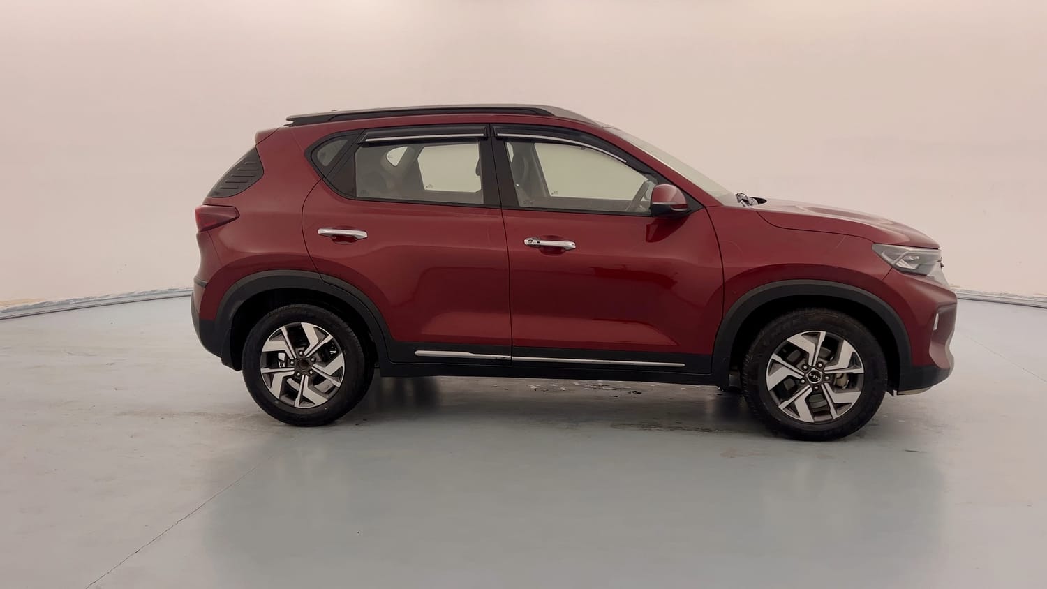 Used 2022 Kia Sonet HTX 1.5 Diesel Manual exterior RIGHT SIDE VIEW