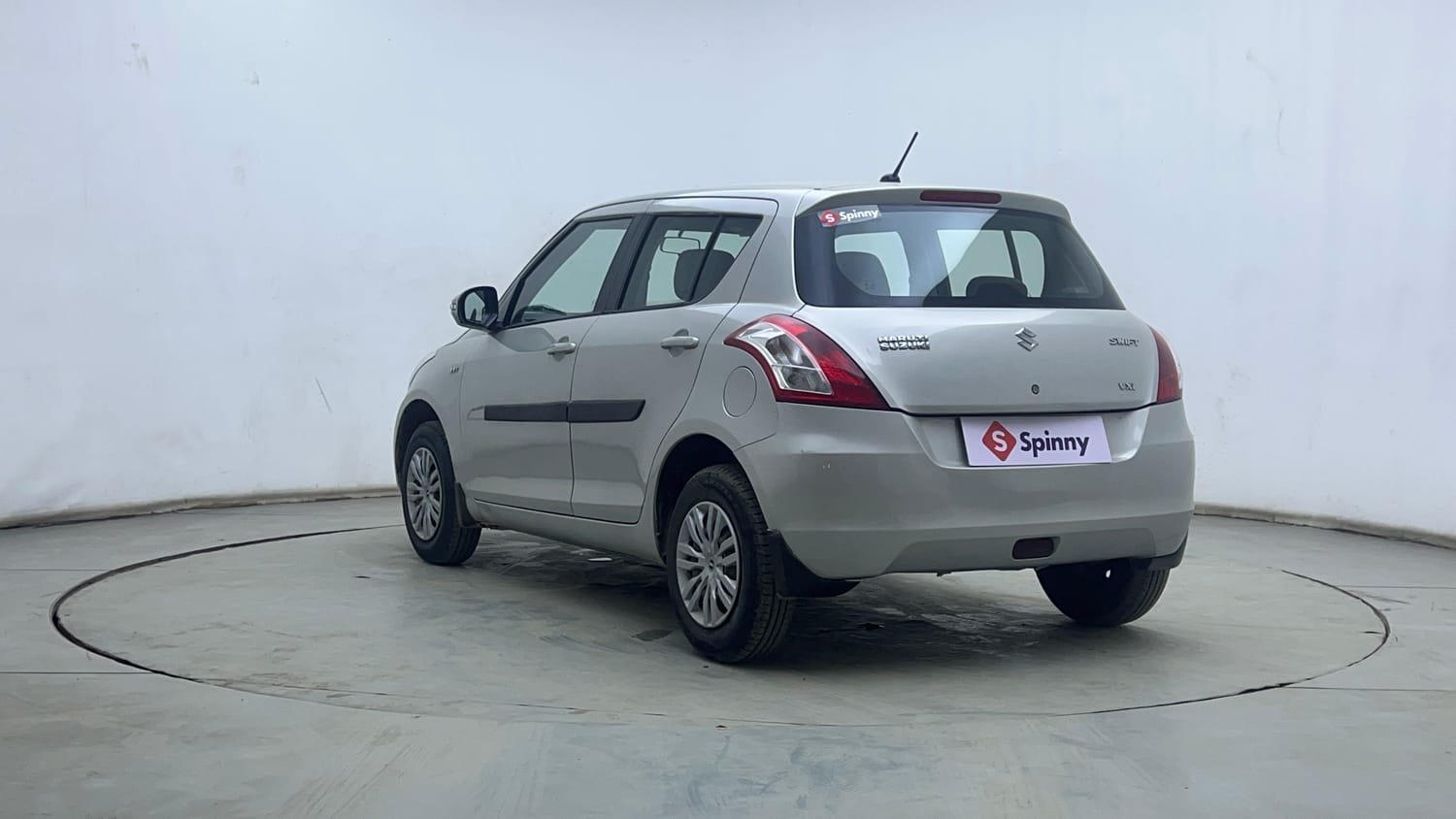 Used 2015 Maruti Suzuki Swift VXi Petrol Manual exterior LEFT REAR CORNER VIEW