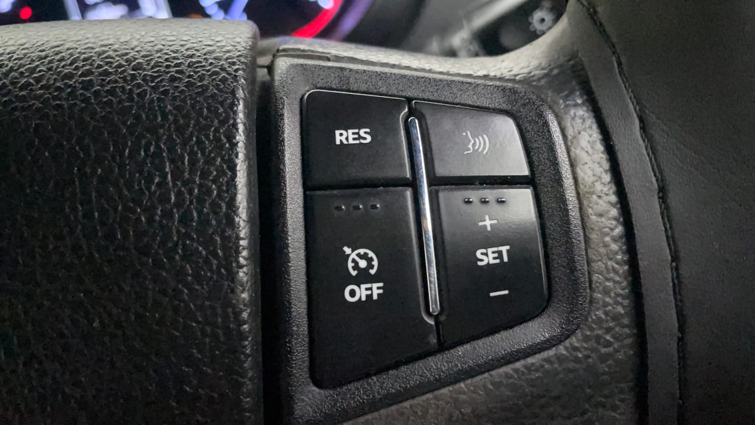 Used 2022 mahindra Thar LX Hard Top Petrol AT 4WD Petrol Automatic top_features Cruise control