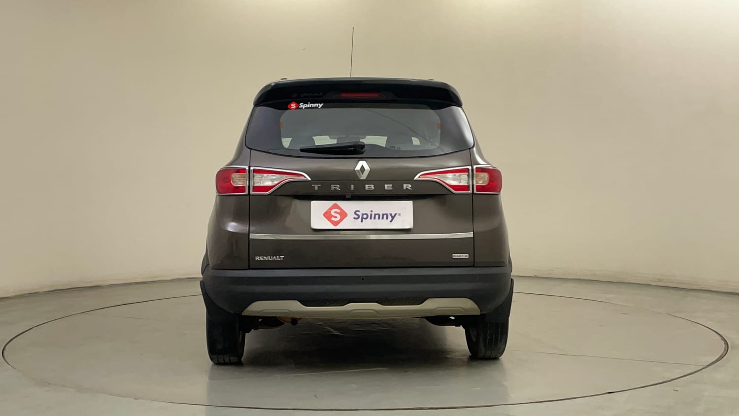 Used 2022 Renault Triber RXZ EASY-R AMT Dual Tone Petrol Automatic exterior BACK VIEW