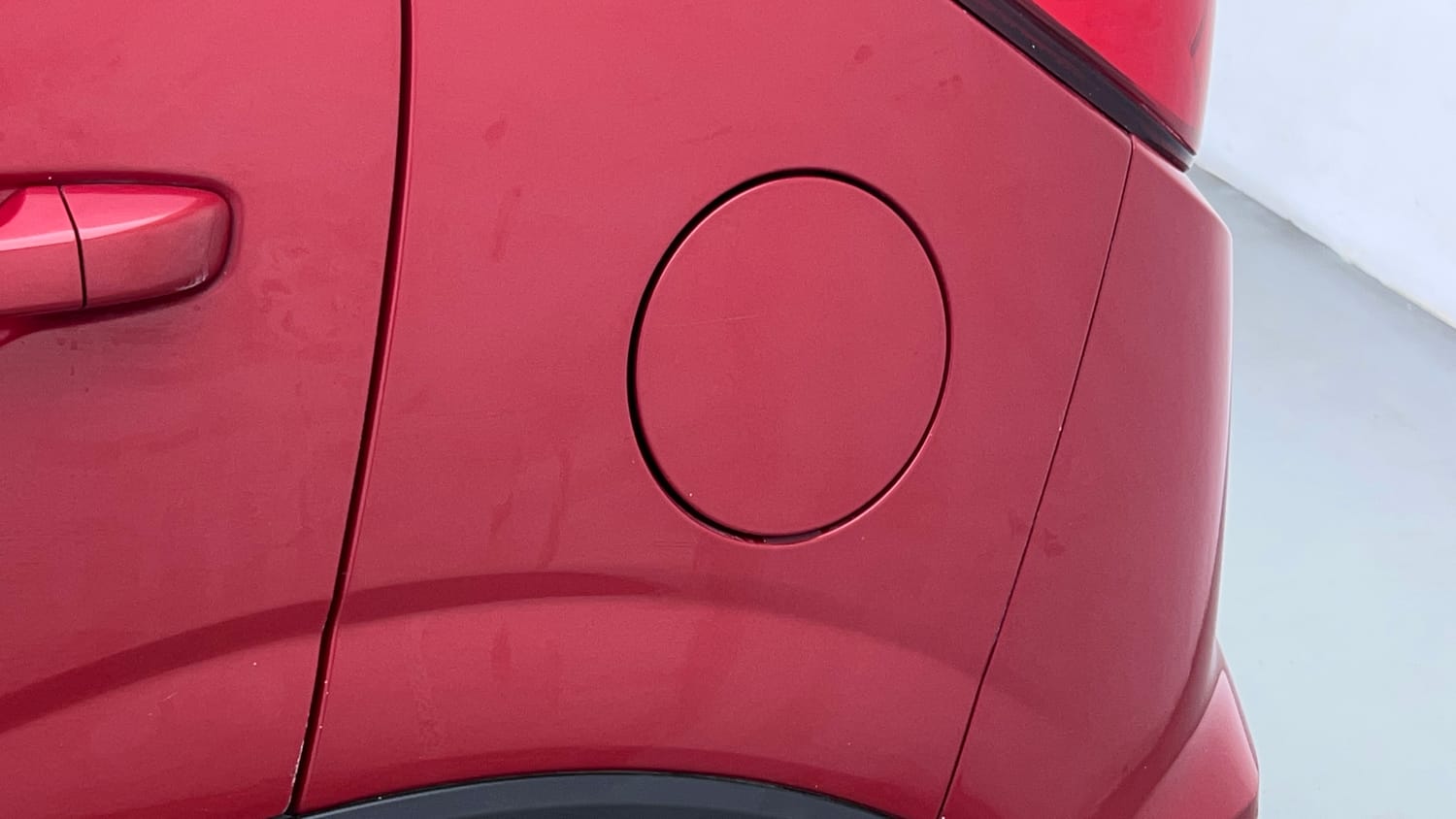 Used 2019 Mahindra XUV 300 1.2 W6 Petrol Manual dents MINOR SCRATCH
