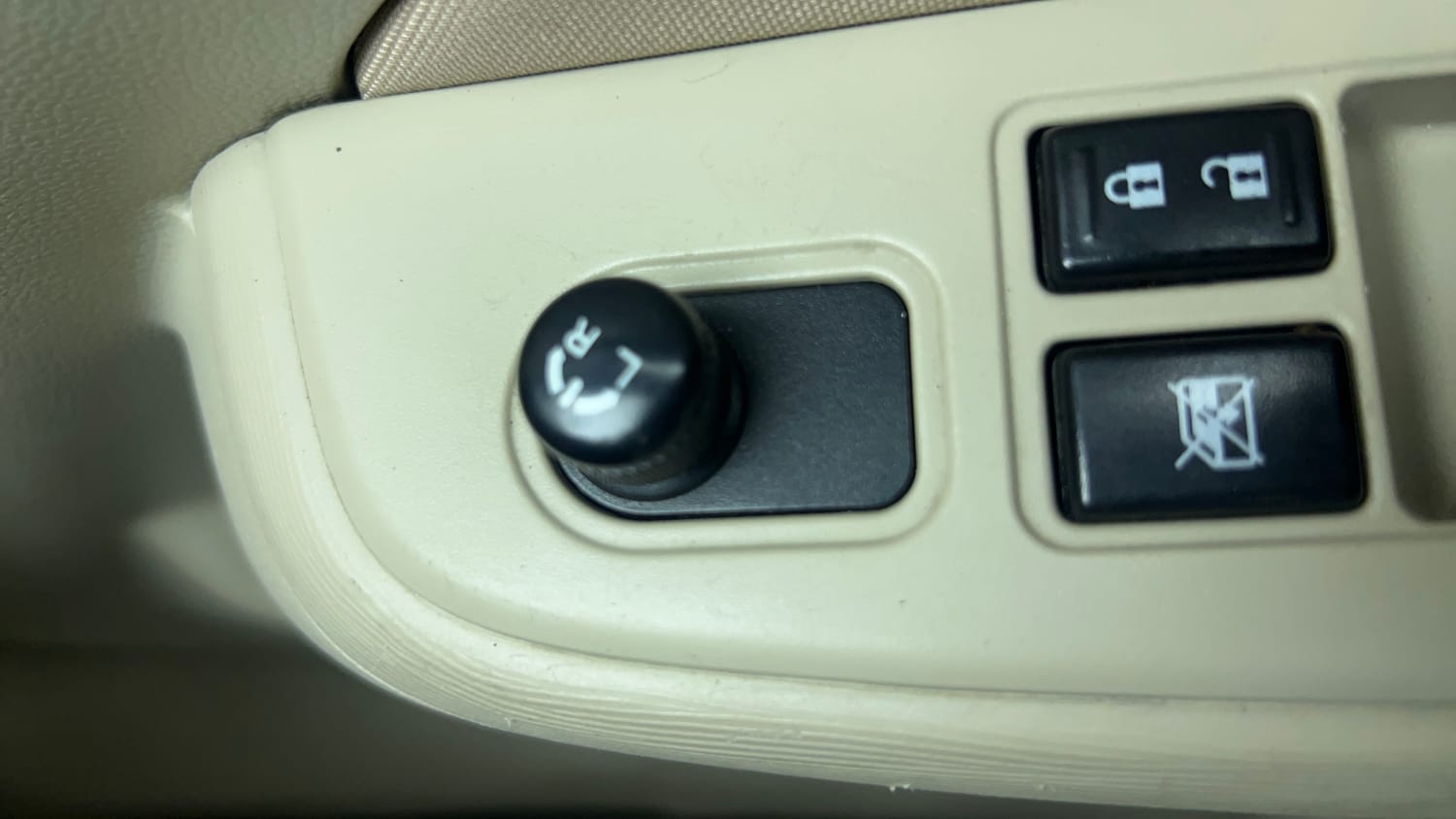 Used 2019 Maruti Suzuki Dzire VXi AMT Petrol Automatic top_features Adjustable ORVM