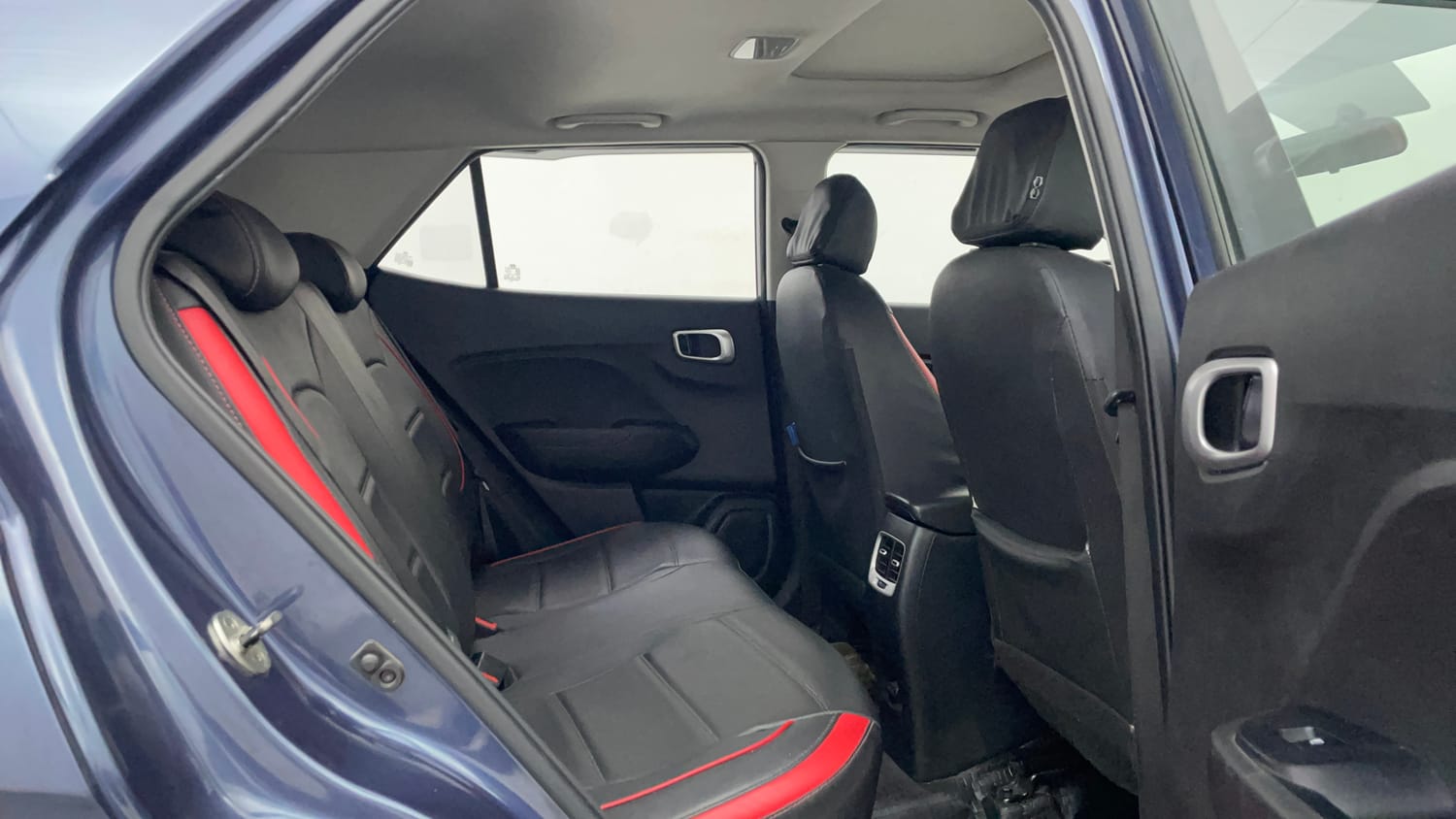 Used 2022 Hyundai Venue SX 1.5 CRDi Diesel Manual interior RIGHT SIDE REAR DOOR CABIN VIEW