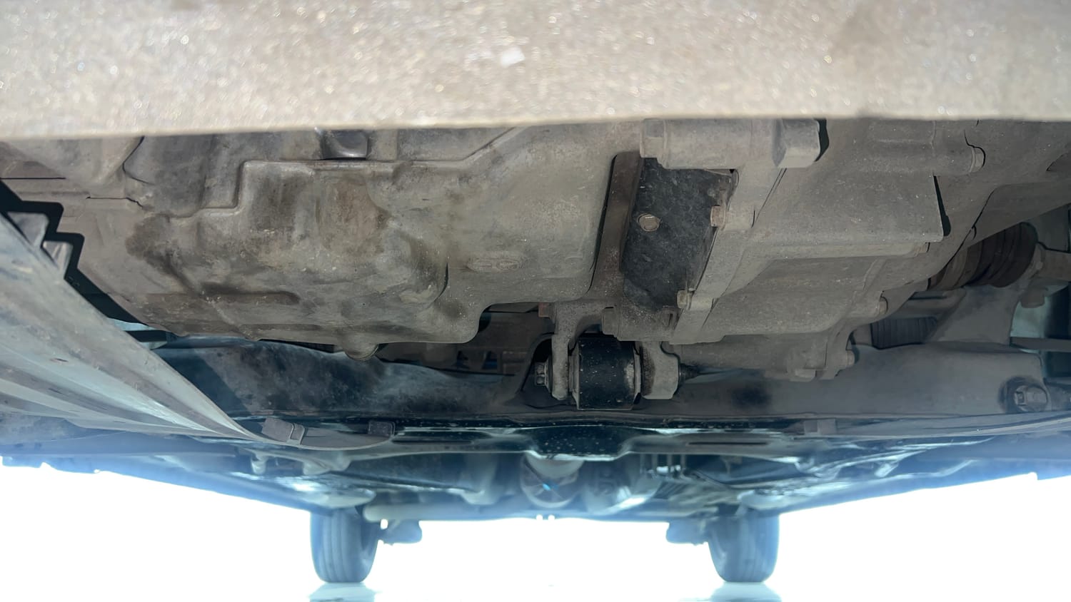 Used 2013 Honda Amaze 1.2 EX i-VTEC Petrol Manual extra FRONT LEFT UNDERBODY VIEW