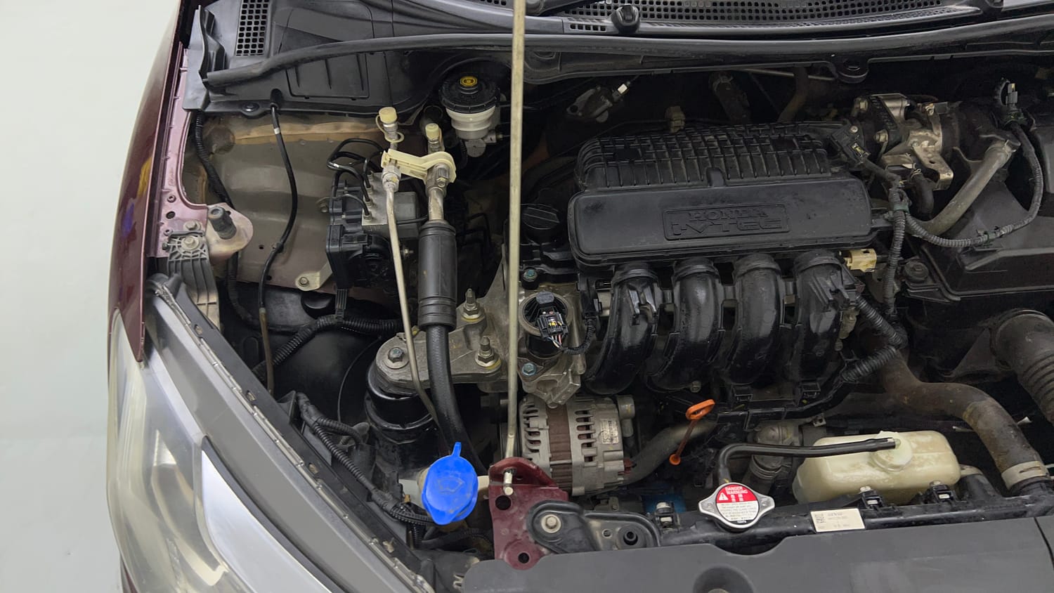 Used 2017 Honda City V Petrol Petrol Manual engine ENGINE RIGHT SIDE VIEW