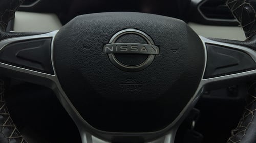 Used 2023 Nissan Magnite XE Petrol Manual top_features Airbags