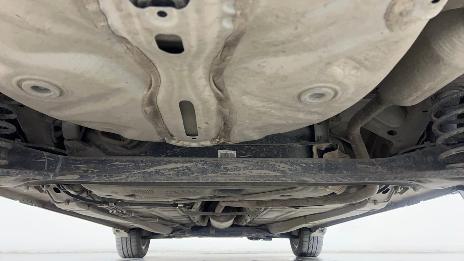 Used 2017 Maruti Suzuki Baleno Alpha 1.2 Petrol Manual extra REAR UNDERBODY VIEW (TAKEN FROM REAR)