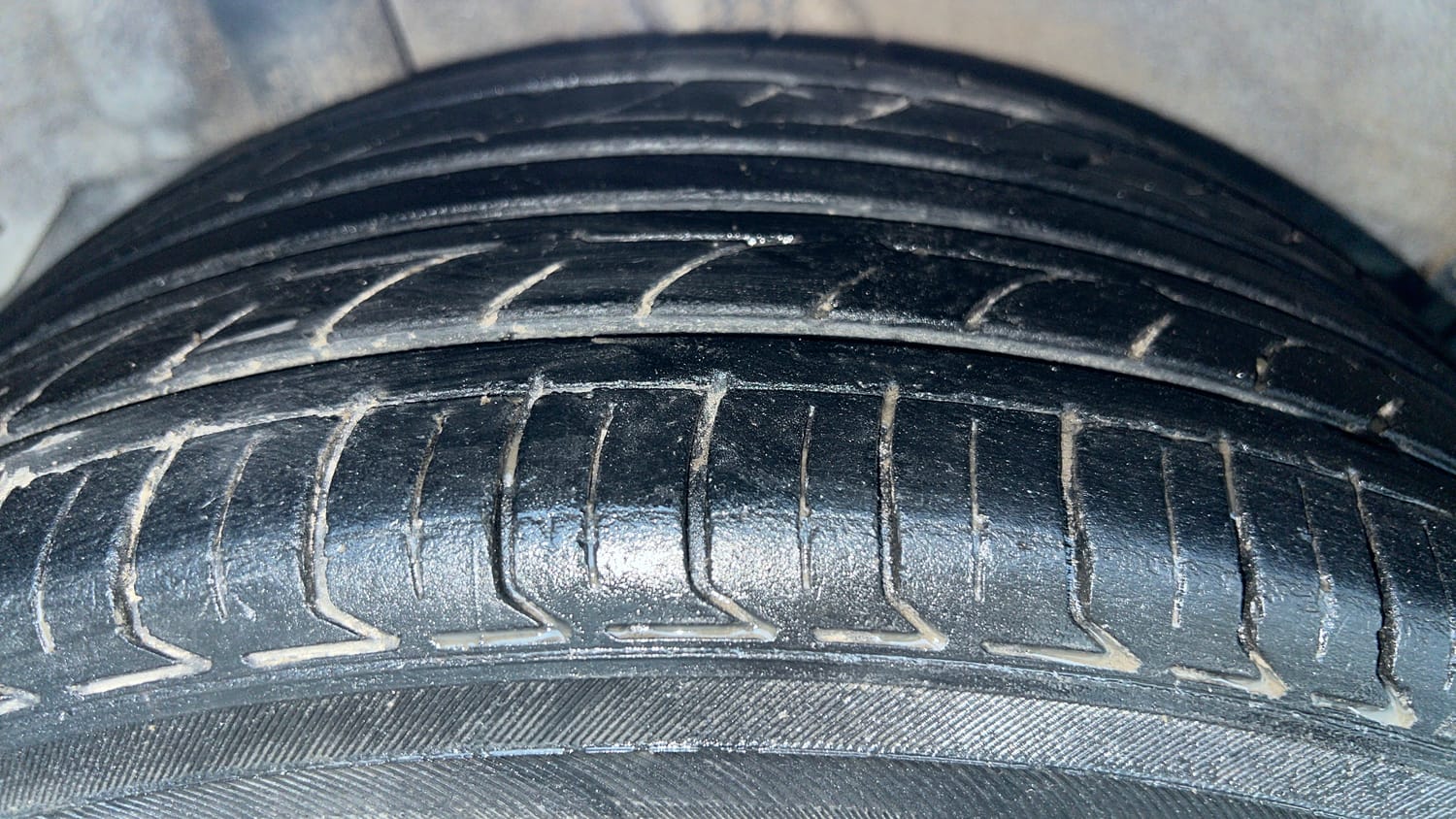 Used 2019 Hyundai Verna EX 1.4 VTVT Petrol Manual tyres RIGHT REAR TYRE TREAD VIEW
