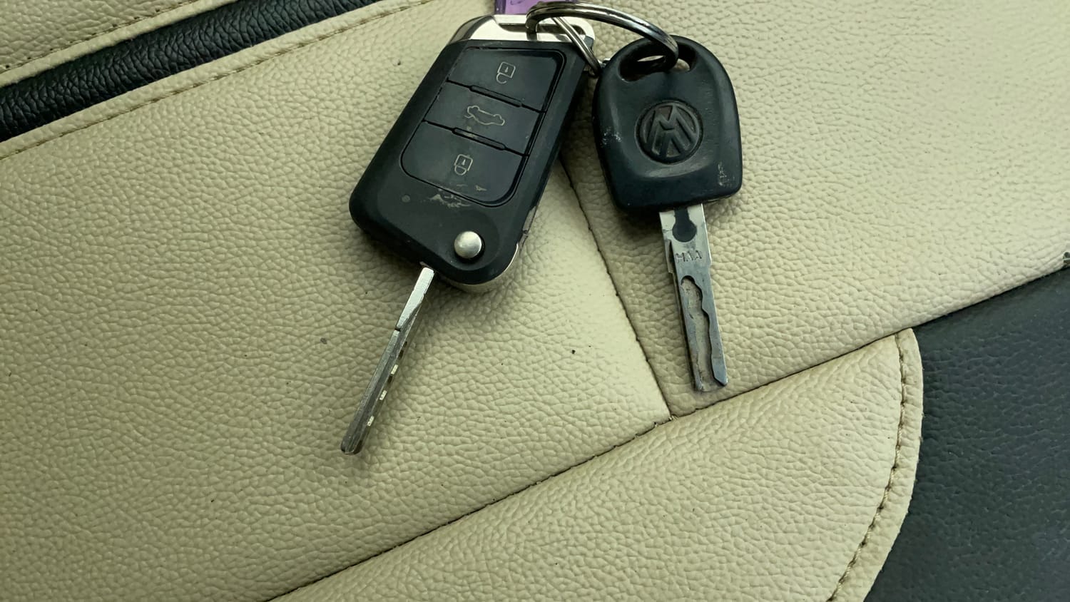 Used 2017 Volkswagen Ameo Trendline 1.2L (P) Petrol Manual extra CAR KEY VIEW