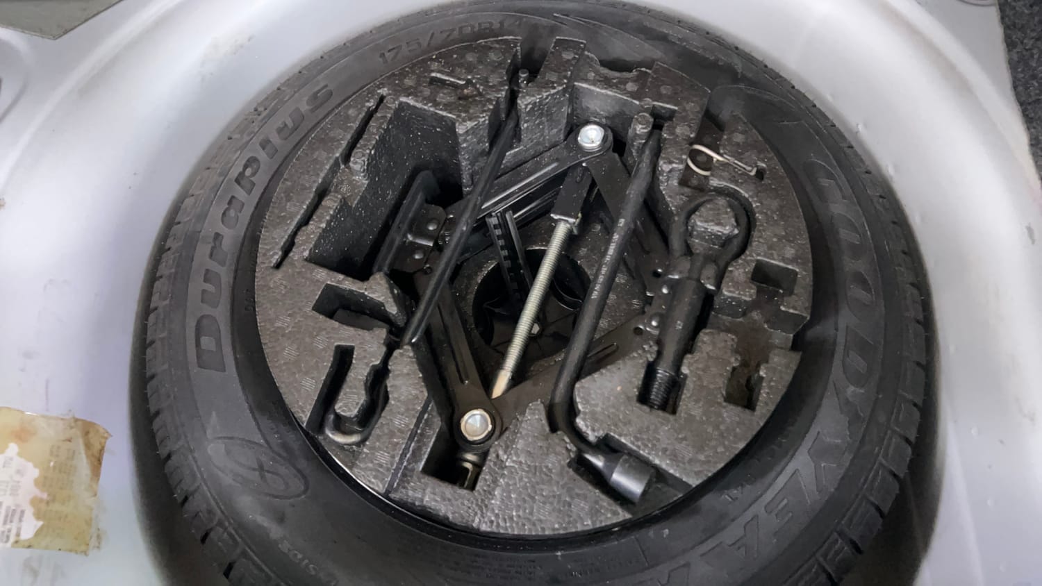 Used 2019 volkswagen Polo GT TSI Petrol Automatic tyres SPARE TYRE VIEW
