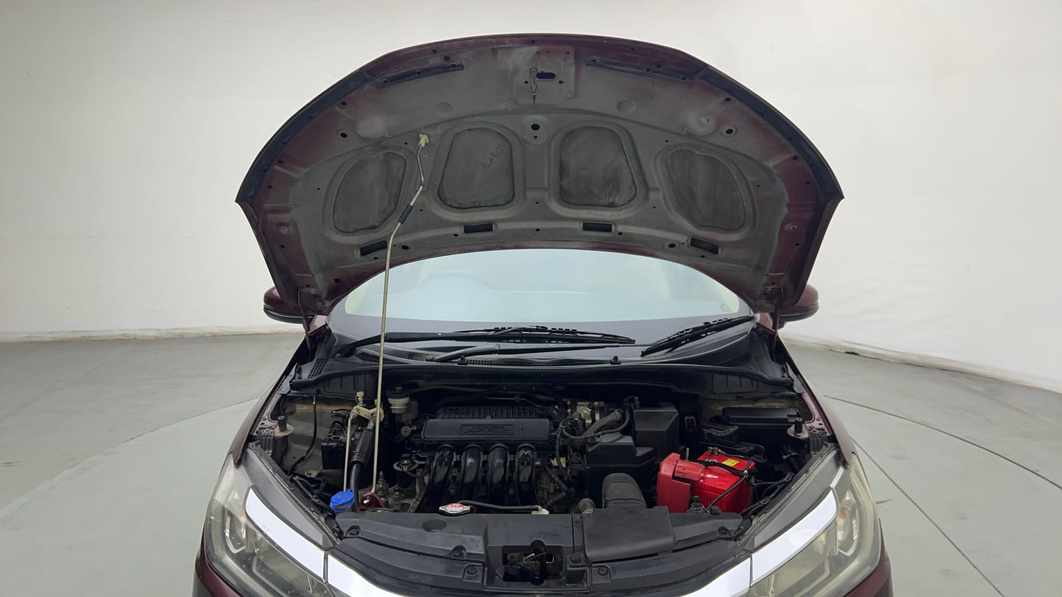 Used 2017 Honda City V Petrol Petrol Manual engine ENGINE & BONNET OPEN FRONT VIEW