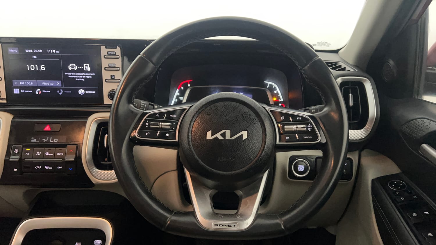 Used 2022 Kia Sonet HTX 1.5 Diesel Manual interior STEERING VIEW